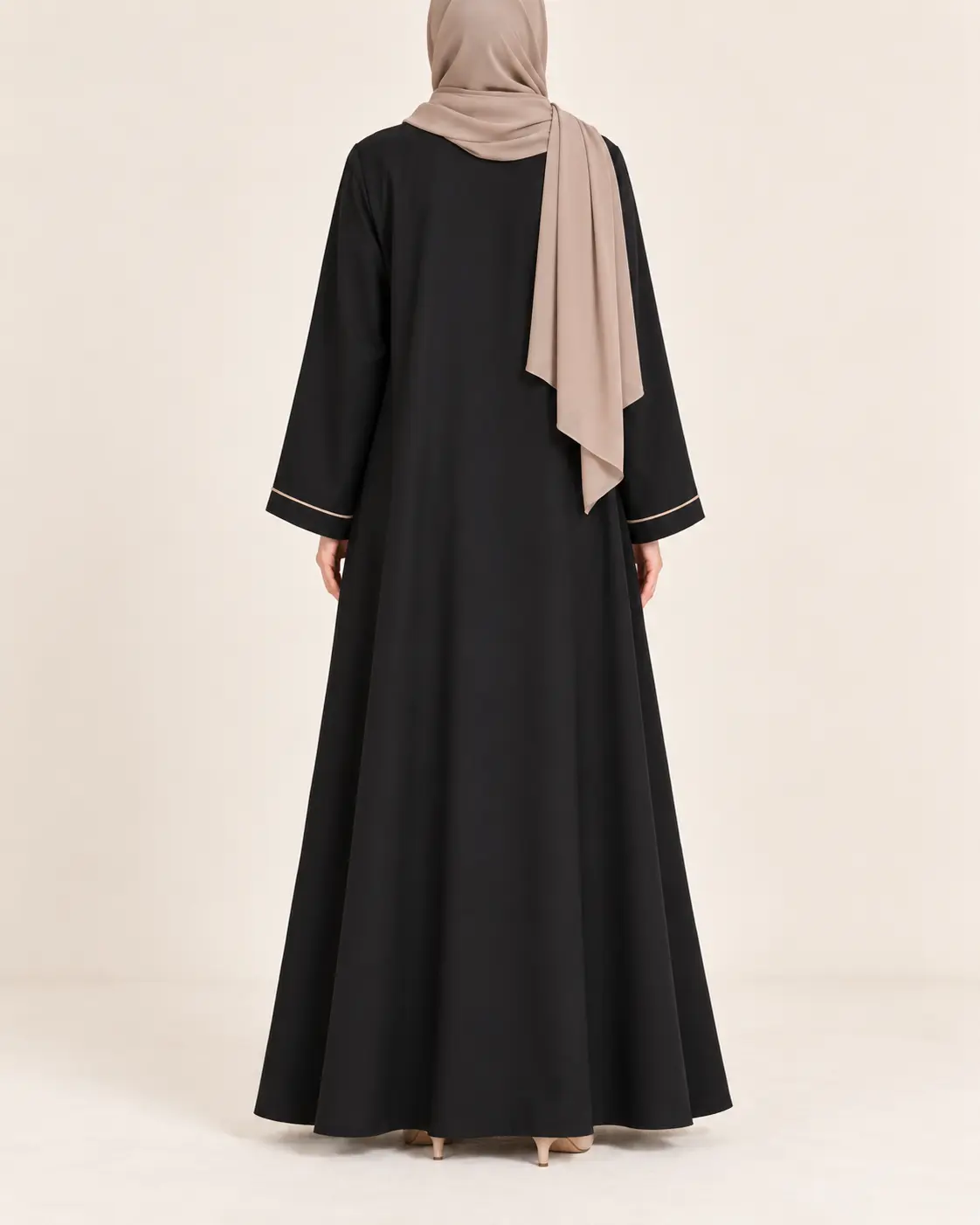 The Noir Piping Abaya - Everyday Wear